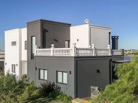 Casa en Venta en San Sebastián, USD 330.000