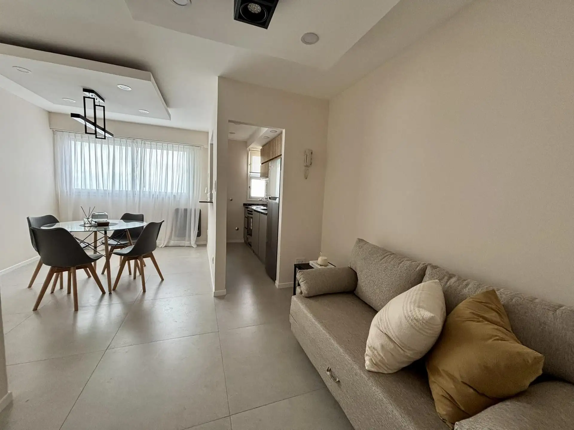 Depto 1 amb reciclado con vista al mar, 24m² — Centro