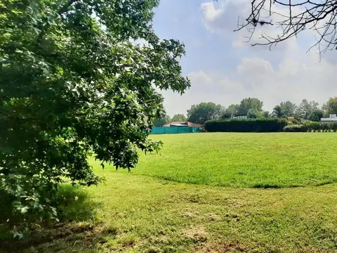 Lote/Terreno 1005m2 en Venta en Los Alcanfores - Pilar KM 56