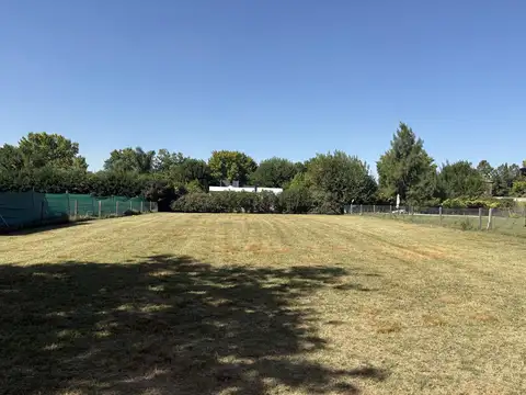 Terreno en Venta en Los Alcanfores, USD 75.000