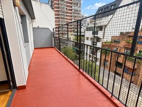 Semipiso 4 ambientes con balcón terraza de 16,66 m² – Piso 8 al frente – Alto Palermo