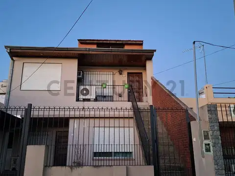 Lucena 6100, Piso 0