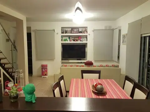 Casa en Alquiler de 3 dormitorios