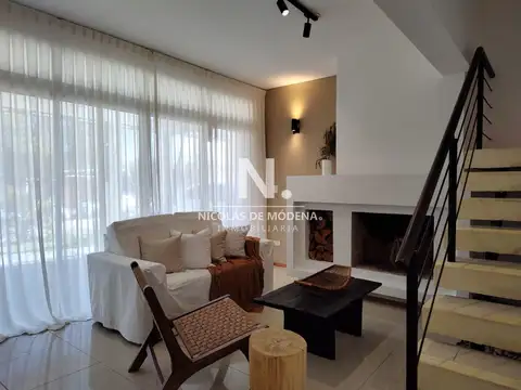 Casa en Alquiler Temporal en La Barra, USD 9.700