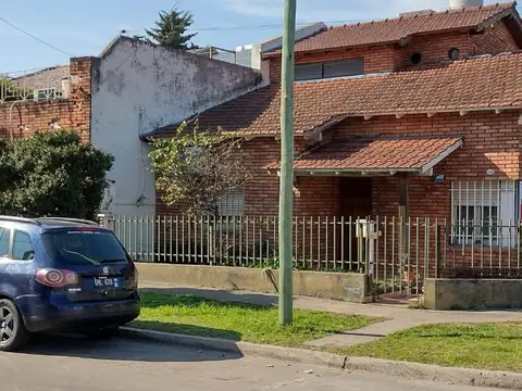 chalet 4 ambientes venta Ramos Mejia