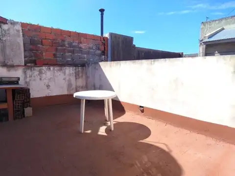 Depto Tipo Casa en Venta 49 años