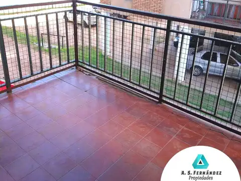 Departamento 4 ambientes con 2 baños