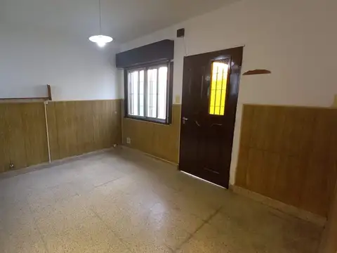 Depto Tipo Casa en Alquiler de 3 ambientes