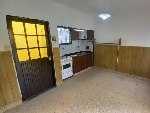Depto Tipo Casa en Alquiler de 2 dormitorios