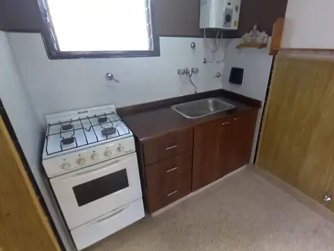 Depto Tipo Casa en Alquiler en Munro, $ 950.000