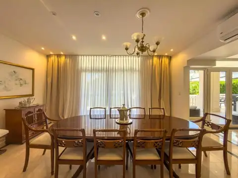 Casa en Venta en Abril Club De Campo, USD 1.499.000