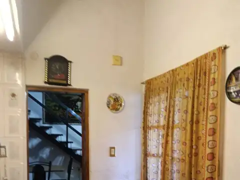 Casa en rodeo del medio Calle Pedro Molina