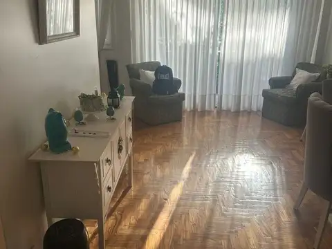 DEPARTAMENTO 3/4 AMB. BCON AL FRENTE Y BAULERA