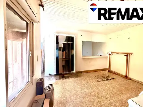 Casa 3 ambientes con 1 baño