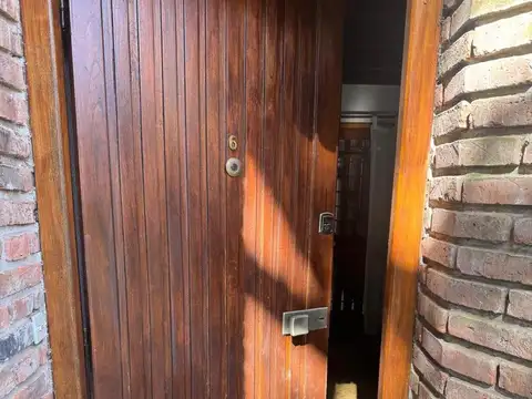 Depto Tipo Casa en Venta 41 años