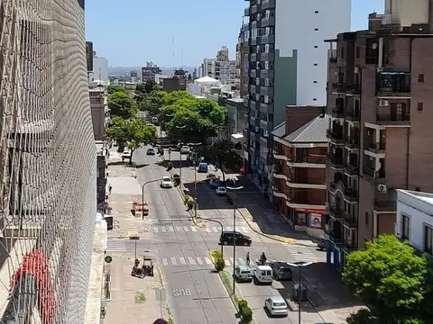 25 Mayo 386