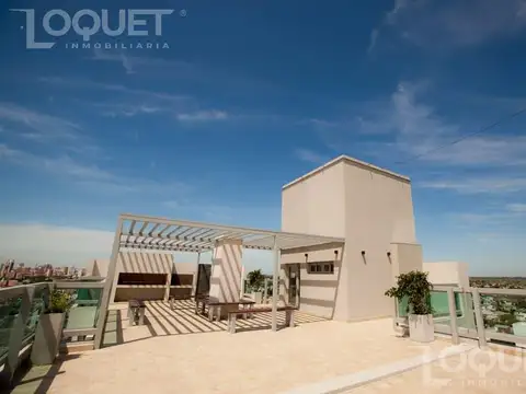 Facundo Zuviria  4665