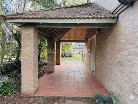 Casa en Venta en Barrio Parque Leloir, USD 390.000