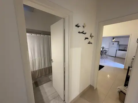 Casa en Alquiler con 1 cochera