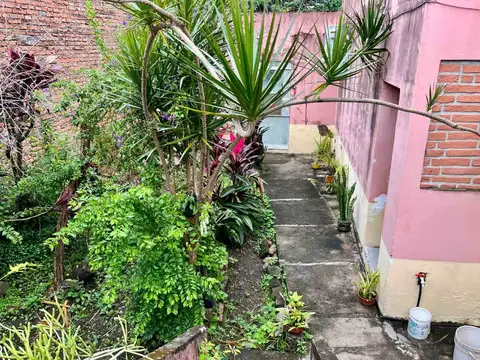 VENTA CASA A REFACCIONAR EN CIUDADELA