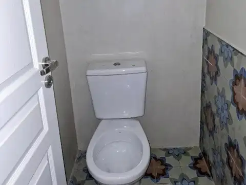 Gibson 4100, Piso 1°