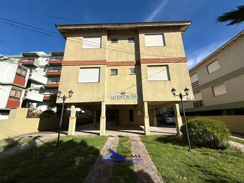 Departamento 3 ambientes en venta en Villa Gesell