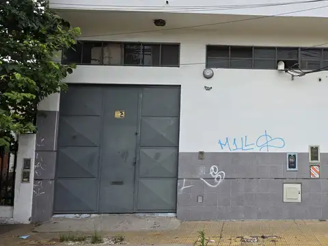 EXCELENTE GALPON TODO DE LOSA H°A° CON ENTREPISOS, ENTRADA CAMION, ETC.