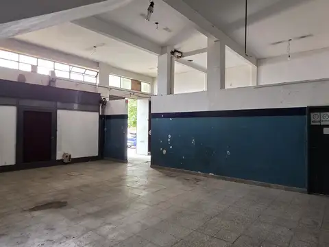 Galpon en Alquiler en Caseros, $ 1.800.000