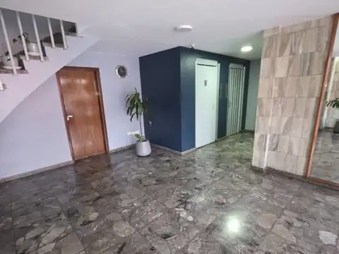 Depto Tipo Casa en Alquiler de 3 ambientes