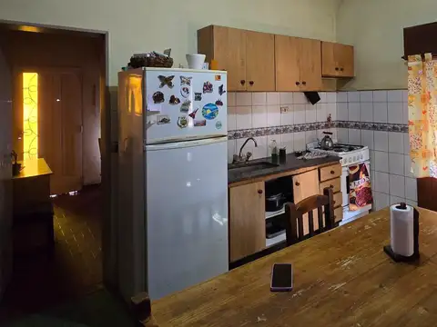 Casa 3 ambientes con 1 baño