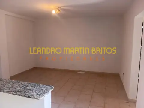 Depto Tipo Casa 2 ambientes con 1 baño