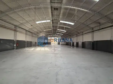 Galpon 1.150 + oficinas y baños frente a CPC Empalme