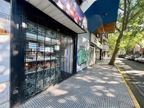Local en Venta Via Púb.