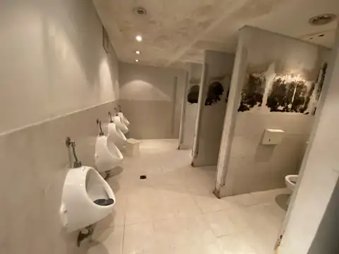 Local en Alquiler en Constitucion, $ 900.000