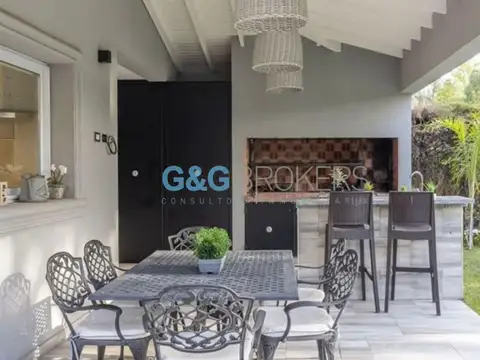 Impecable Propiedad Moderna Haras María Eugenia