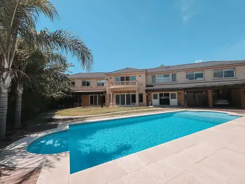 Casa en Venta de 5 dormitorios