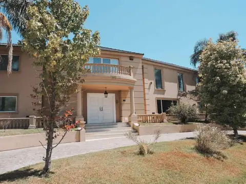 Casa en Venta al Este