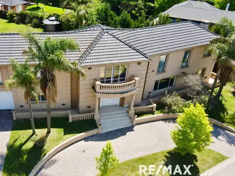 VENTA CHALET DE CATEGORIA EN BA SEPTIEMBRE