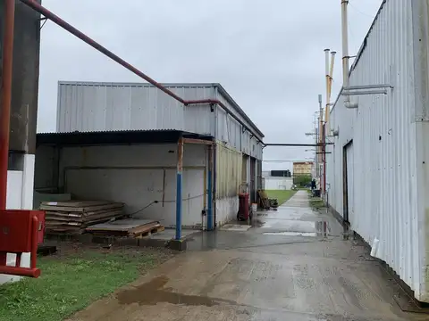 Galpon en Venta 65  mts Frente