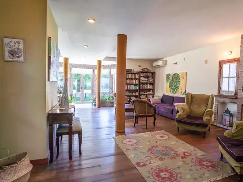 Casa en Venta de 5 dormitorios