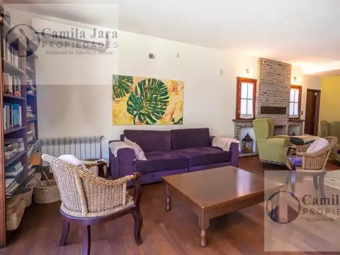 Casa en Venta con 4 cocheras