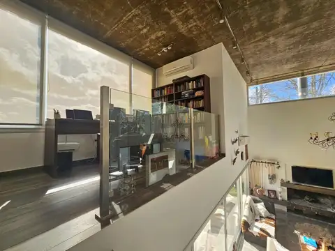 Casa 6 ambientes con 4 baños