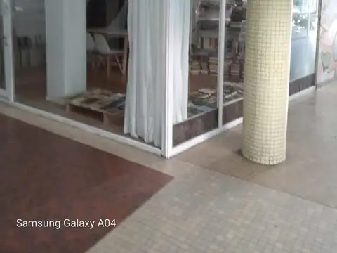 Local en venta galería comercial san isidro centro