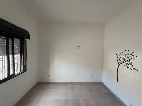 CASA 3 AMBIENTES EN VENTA EN CUIDADELA