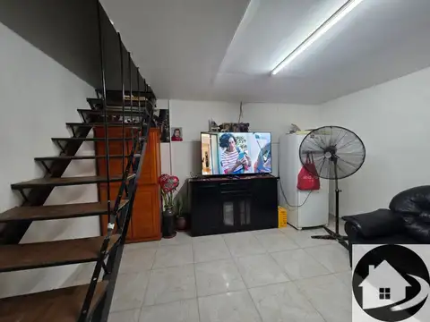 Depto Tipo Casa en Alquiler de 5 ambientes