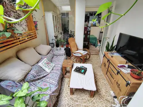 Depto Tipo Casa 4 ambientes con 2 baños