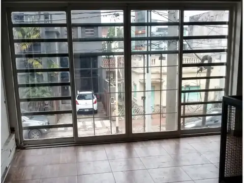 Galpón 500m2 entrada de camión con oficinas