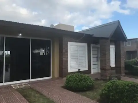 TIERRA DE SUEÑOS 2  - SOBRE AVENIDA - SOLIDA PROPIEDAD