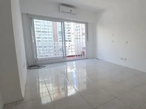 LA PAMPA 2200, Piso 8