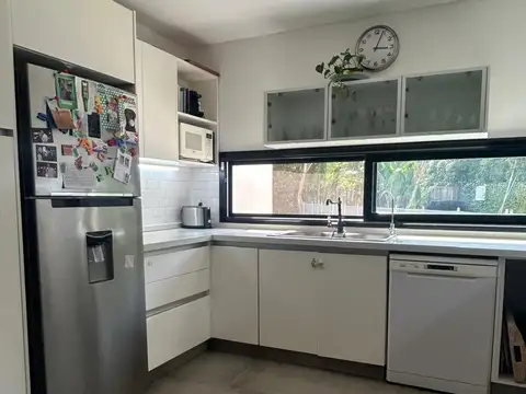 Casa en Alquiler Temporal Verano en Punta Chica,  Zona Norte
